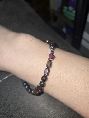 Iridescent Hematite Megantic Beaded Bracelet - Multicolor 260